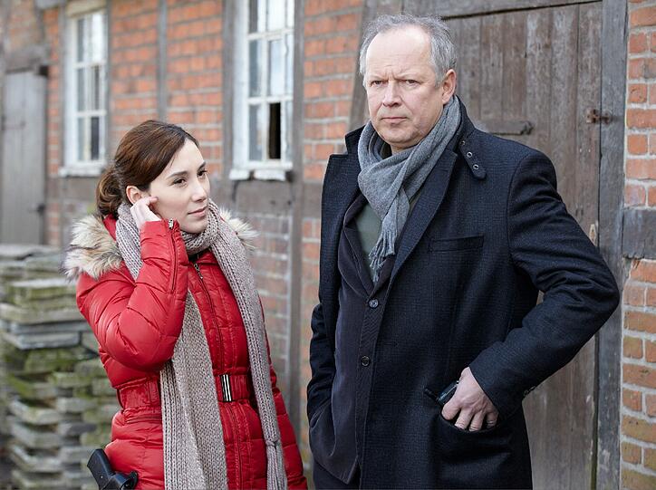 Seit zwei Jahren versucht Sibel Kekilli als Sarah Brandt charmant den überaus schrulligen Kieler Kommissar Borowski (Axel Milberg) in die Spur zu bringen &ndash; natürlich erfolglos.
Urteil: Jede komplizierte Mordermittlung ist dagegen ein Kinderspiel.