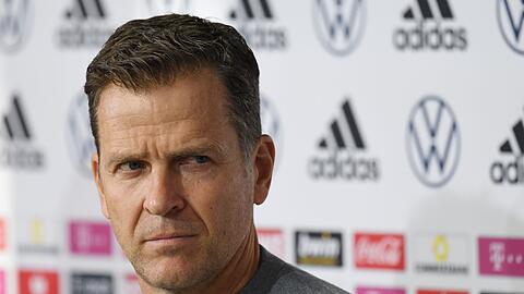 DFB-Direktor Oliver Bierhoff gibt eine Pressekonferenz.