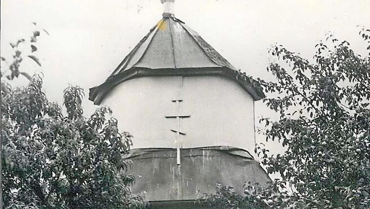 So hat die Ost-West-Friedenskirche ausgesehen.