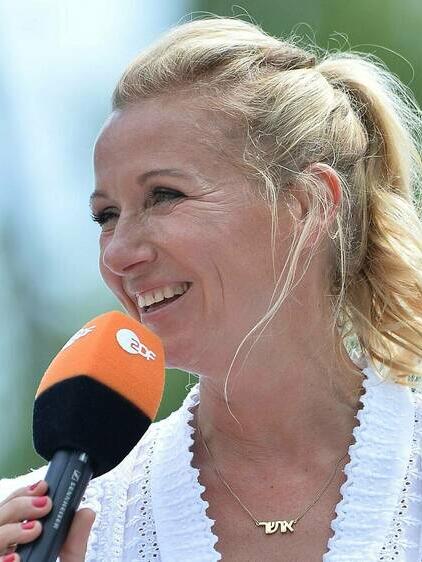 Andrea Kiewel ist DAS Gesicht des beliebten "ZDF-Fernsehgartens". Doch was ist &uuml;ber ihr Privatleben bekannt?
