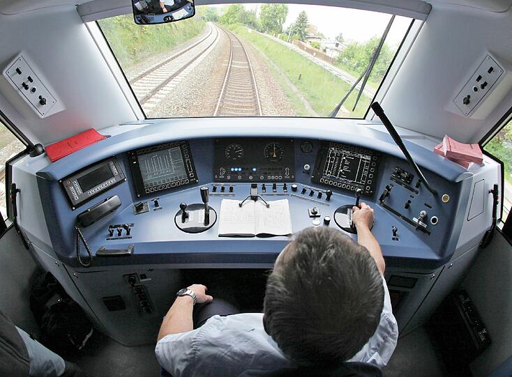 Lokführer bei der Deutschen Bahn &ndash; auch die werden gesucht.