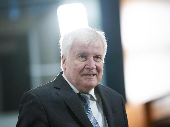 Macht sich für ein Ende der Geisterspiele stark: Bundesinnenminister Horst Seehofer.