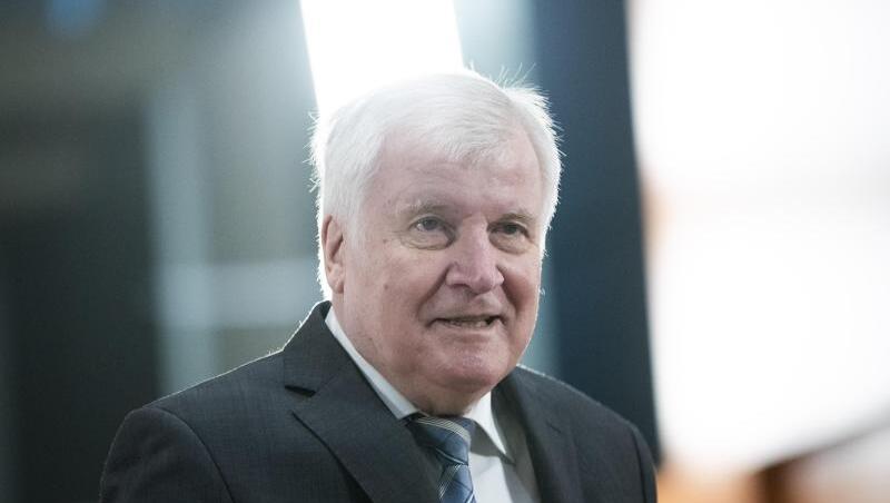 Macht sich für ein Ende der Geisterspiele stark: Bundesinnenminister Horst Seehofer.