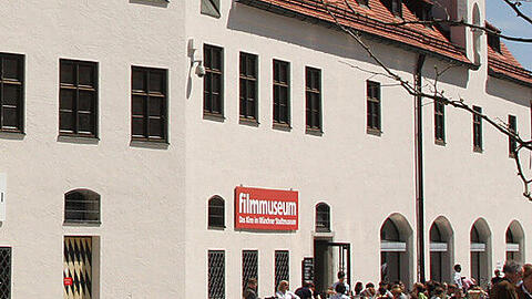 Zu Ehren von Israels bekanntestem Dokumentarfilmer David Perlov zeigt das Filmuseum ein Triptychon.