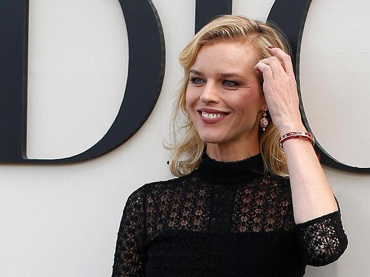 Eva Herzigova fasst den Begriff des "Supermodels" sehr weit.