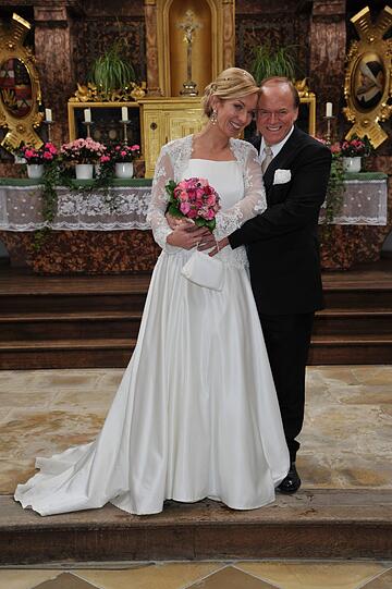 Die Traumhochzeit von Star-Koch Winkler und seiner Denise - sehen Sie hier die wunderschönen Bilder aus dem zugeschneiten Aschau.
