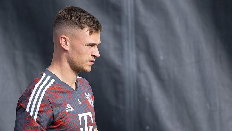 Joshua Kimmich kommt zum Training.