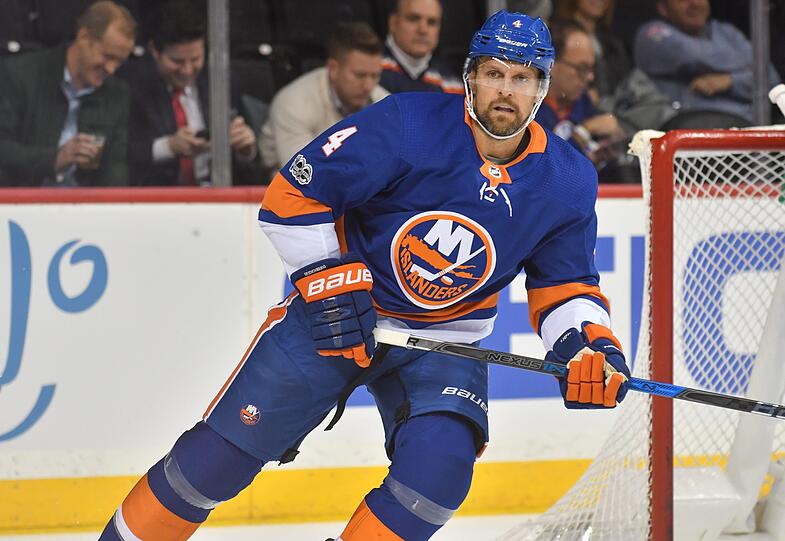 Nach seinem Aus beim NHL-Klub New York Islanders ohne Vertrag: Der Deutsche Dennis Seidenberg.