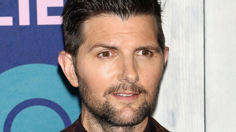 Adam Scott übernimmt in der Serie "Severance" eine der Hauptrollen