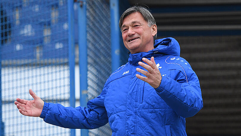 Darmstadts Imterimstrainer Ramon Berndroth ist nur bis Januar bei den Lilien. Darmstadts Imterimstrainer Ramon Berndroth ist nur bis Januar bei den Lilien.