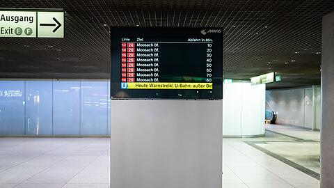 Eine Anzeigetafel in M&uuml;nchen.