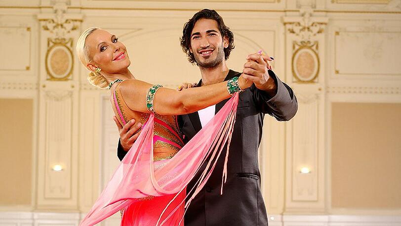Natascha Ochsenknecht und Umut Kekilli scheiterten gleich in der ersten Folge von "Stepping Out" Natascha Ochsenknecht und Umut Kekilli scheiterten gleich in der ersten Folge von "Stepping Out"
