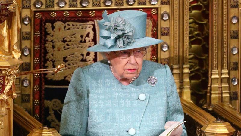 Königin Elizabeth II. bei ihrer "Queen's Speech". Königin Elizabeth II. bei ihrer "Queen's Speech".