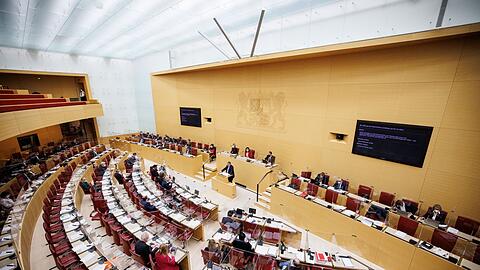 Im Landtag von Bayern wird eine Sitzung abgehalten.