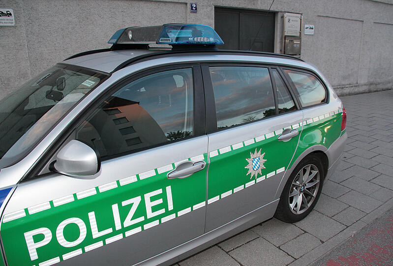 ... wie sich herausstellte handelte es sich jedoch um ein reguläres Besteckteil der JVA zur Einnahme der Mahlzeiten durch die Häftlinge."