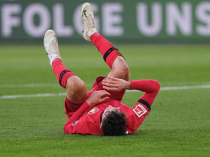 Der Leverkusener Kai Havertz verletzte sich in Wolfsburg.