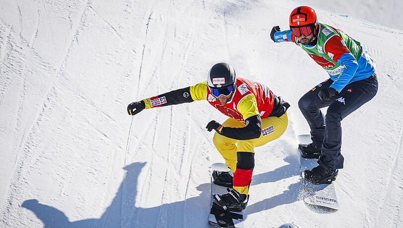 Martin Nörl aus Deutschland (l) und Leoni Tommaso (r) aus Italien in Aktion.