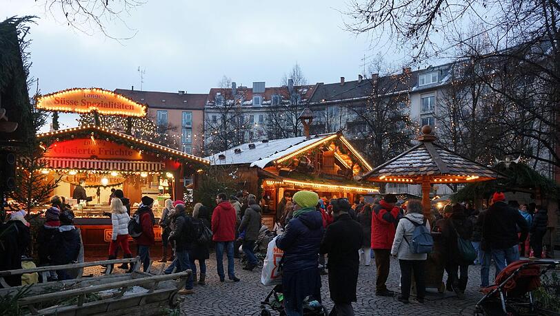 Gemütlich, familienfreundlich, überschaubar: Der Christkindlmarkt am Weißenburger Platz ist immer noch ein Geheimtipp. Gemütlich, familienfreundlich, überschaubar: Der Christkindlmarkt am Weißenburger Platz ist immer noch ein Geheimtipp.