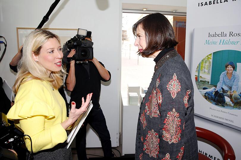AZ-Gespräch: Schauspielerin Isabella Rossellini mit LEUTE-Kolumnistin Kimberly Hoppe.