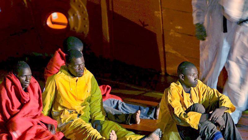 An Europas Küsten sind innerhalb weniger Stunden fast 1000 Bootsflüchtlinge gelandet. (Archivbild) An Europas Küsten sind innerhalb weniger Stunden fast 1000 Bootsflüchtlinge gelandet. (Archivbild)