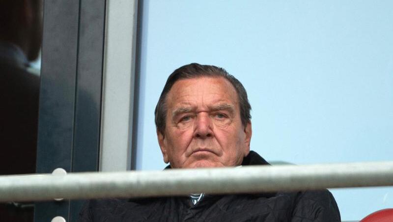 Gerhard Schröder hört als Aufsichtsratsvorsitzender von Hannover 96 auf.