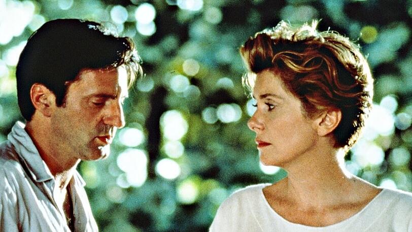 Emilie (Catherine Deneuve) und ihr Bruder Antoine (Daniel Auteuil) Emilie (Catherine Deneuve) und ihr Bruder Antoine (Daniel Auteuil)