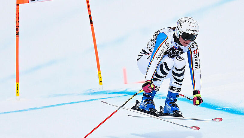 Viktoria Rebensburg scheidet beim Saisonfinale in St. Moritz aus. Viktoria Rebensburg scheidet beim Saisonfinale in St. Moritz aus.