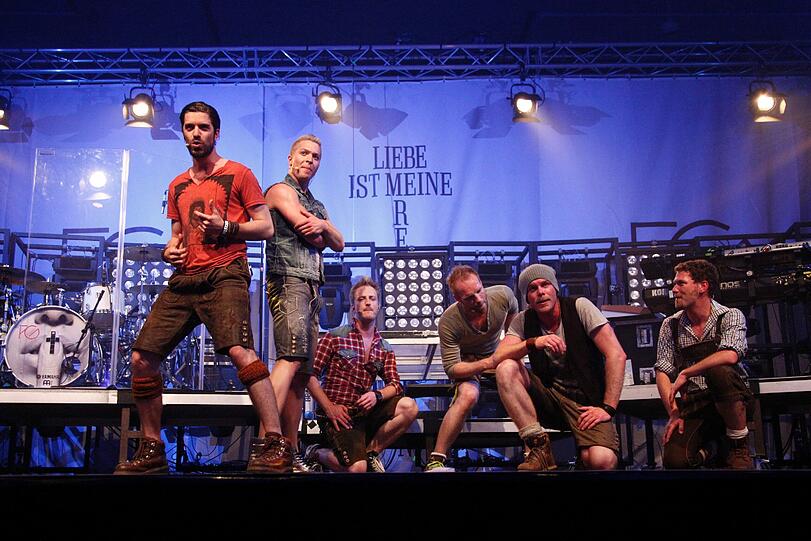 VoXXclub, LIVEFilmfest-Endspurt: Die Stars gaben beim Feiern noch einmal Gas - und Eva Habermann überraschte als Sängerin!