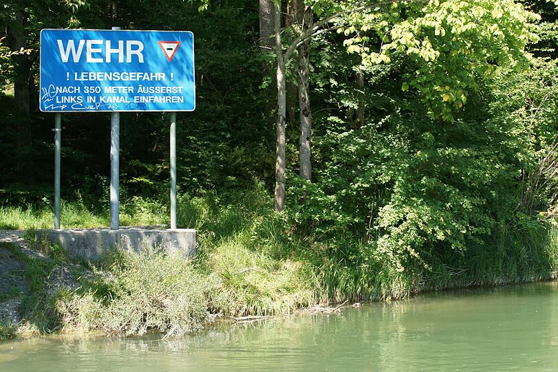 Eine Flußfahrt, die ist lustig! Die AZ hat sich auf einem Floß in die Isarfluten gestürzt. Bilder zum Genießen - Eine Floßfahrt in vielen Fotos. Viel Spaß beim Klicken!