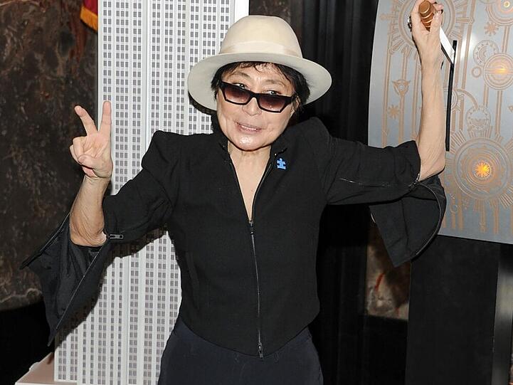 Yoko Ono bei einer Wohltätigkeitsveranstaltung in New York