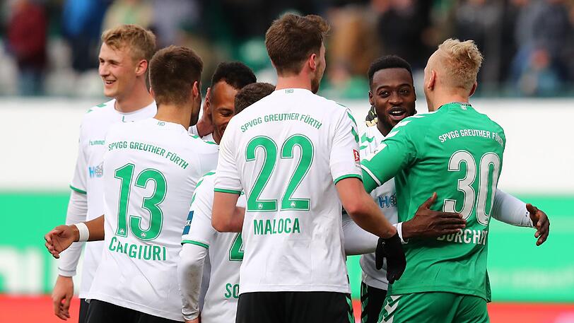 Gleich viermal hatten die Kleeblätter am Sonntag Grund zum Jubeln: Greuther Fürth besiegte den FC St. Pauli mit 4:0.