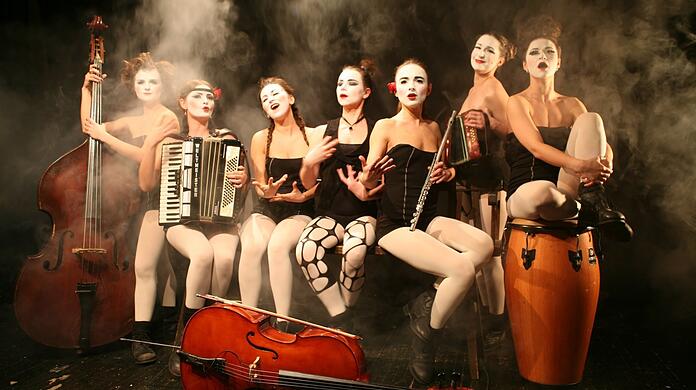 Dakh Daughters: Musikrevue zu Ehren Brechts.