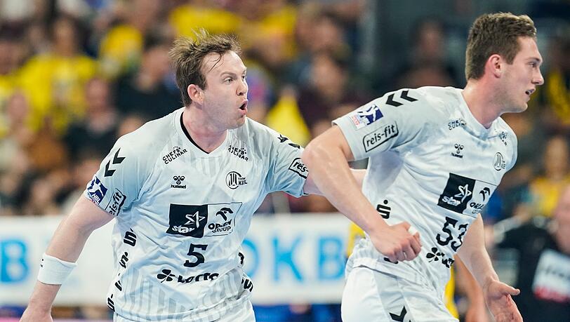 Sander Sagosen (l) und der THW Kiel setzten sich bei den Rhein-Neckar Löwen durch.