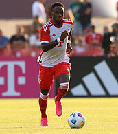 Steht auf der Verkaufsliste beim FC Bayern: Bouna Sarr Steht auf der Verkaufsliste beim FC Bayern: Bouna Sarr