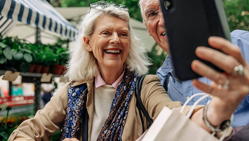 Mit intelligenten Apps als Helfer funktioniert die Orientierung im Urlaub deutlich besser.