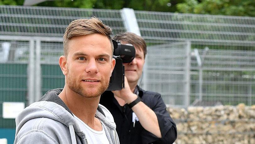 Schlimmer Verkehrsunfall: Sebastian Preuss stürzte mit seinem Motorrad. Schlimmer Verkehrsunfall: Sebastian Preuss stürzte mit seinem Motorrad.
