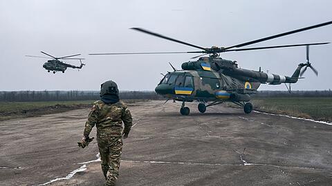 Ein ukrainischer Militärflugplatz in Cherson nahe der Frontlinie.