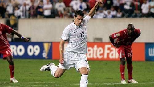 Kenny Cooper will sein Debüt für 1860 geben. Kenny Cooper will sein Debüt für 1860 geben.