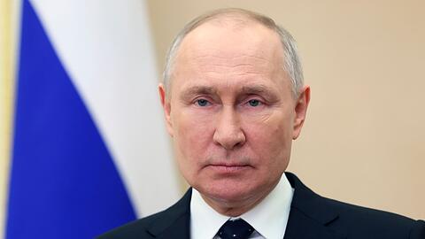 Mitglieder der Nato würden Kiew mit Waffen im Wert von mehreren Milliarden US-Dollar versorgen, sagte Wladimir Putin.