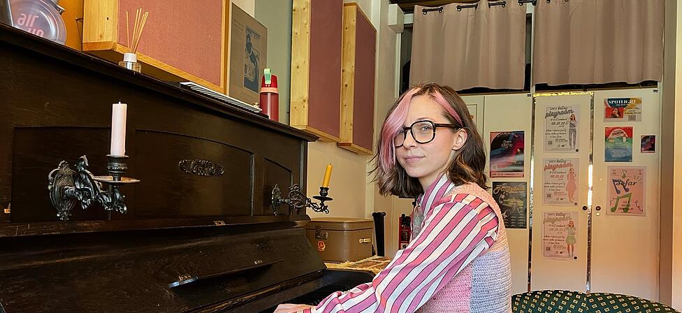 Caro Kelley im Fat Cat