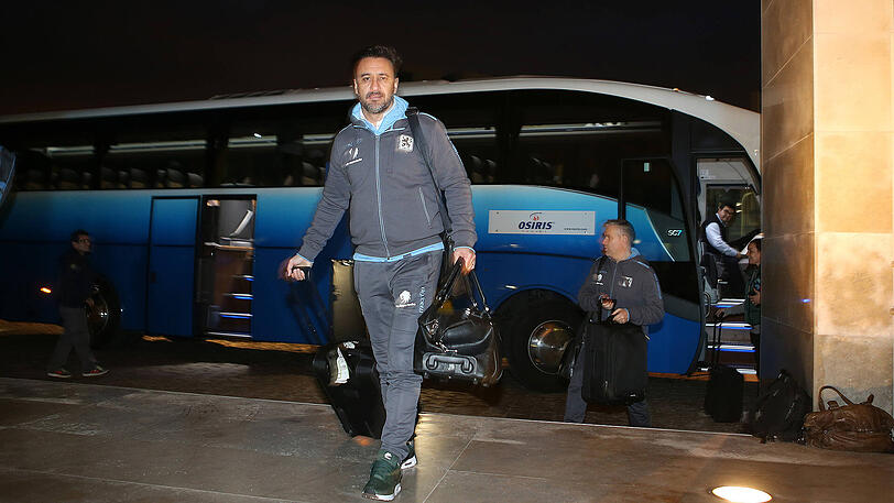 Der neue Trainer der Löwen, Vitor Pereira, kommt im Hotel in Portugal an.