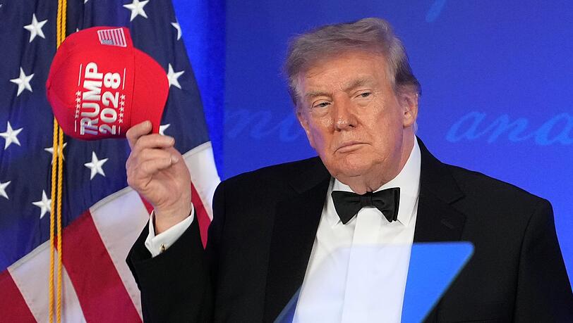 Trump lobte und tadelte die Medien.
