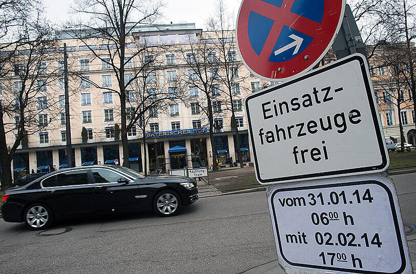 Bilder von der Sicherheitskonferenz 2015: Auch in diesem Jahr werden wieder etliche Polizisten für die Sicherheit in München sorgen. 3.700 Beamte werden im Einsatz sein, daneben gibt es noch etliche weitere Sicherheitsmaßnahmen. (Archivbild)