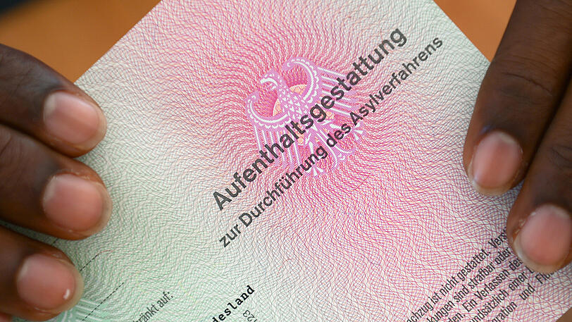 Lügen für den Aufenthalt? Immer mehr Asylbewerber bezichtigen sich selbst schwerer Straftaten.