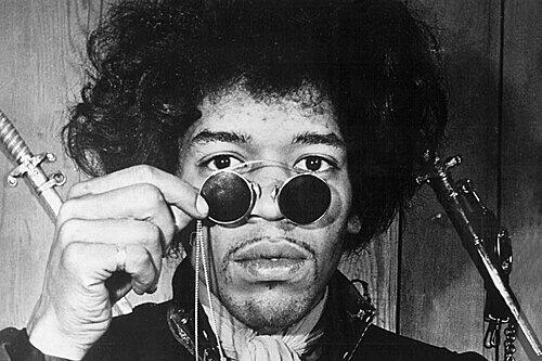 Jimi Hendrix: Viel zu früh gestorben: Diese Stars wurden kaum 50 - Promis - Abendzeitung München