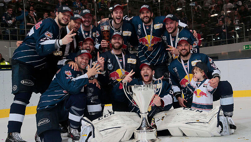 21 Meisterspieler werden in der nächsten Saison für den EHC auf dem Eis stehen.