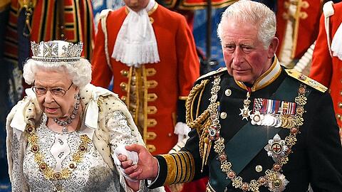 Die Queen und ihr Erstgeborener, Prinz Charles: Wie geht es für die britische Monarchie weiter?