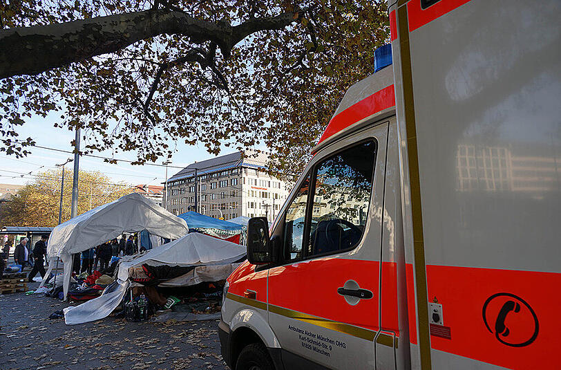 Bilder vom Freitag: Das Flüchtlingslager am Sendlinger Tor.