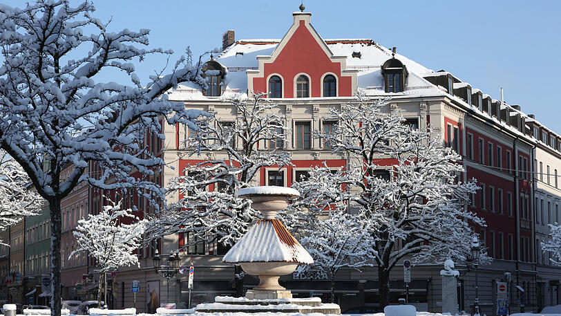 Der verschneite Gärtnerplatz.