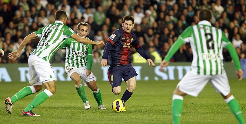 Messi schoss gegen Betis Sevilla sein 85. und 86. Tor in der Saison 2012.